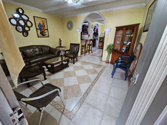 SE VENDE CASA DE 3 PISOS EN EL CENTRO DE QUIBDÓ